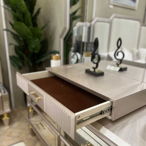كذلك من عروض  