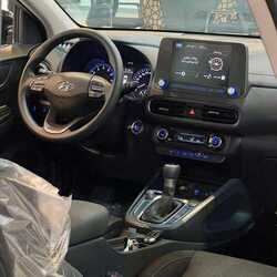 كذلك عروض معرض عبد الرحمن عماد