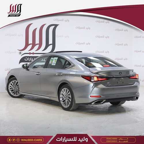 عروض معرض وليد للسيارات الرياض اليوم 7 ديسمبر 2023 الموافق 23 جمادى الأولى 1445 اجعل الفخامة اختيارك 4 كذلك عروض معرض وليد للسيارات